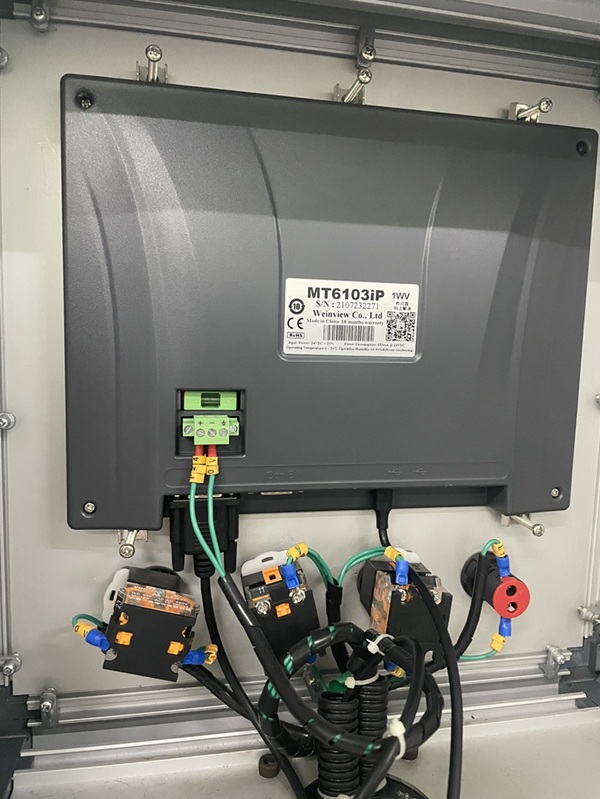 bẻ khóa HMI Weinview MT6103iP
